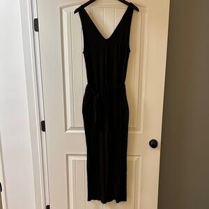 Time and Tru Black Sleeveless Jumpsuit